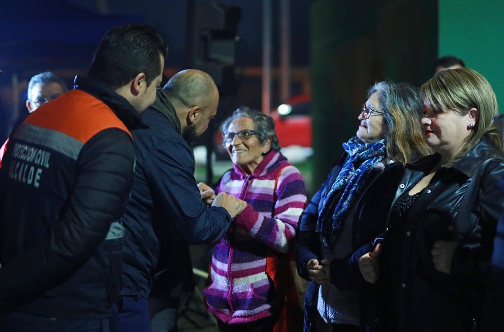 EduardoVergaraB's tweet photo. Iniciando operativo preventivo #nocturno en #Coronel, al sur del #Biobio. Esto es lo que pasa cuando el Estado se coordina para trabajar en #Seguridad. Avanzamos con #CalleSinViolencia y #EstadoPresente con @Carabdechile @Senda_gob @Fisca_MTT @CoronelMuni https://t.co/pEHYufDNtp
