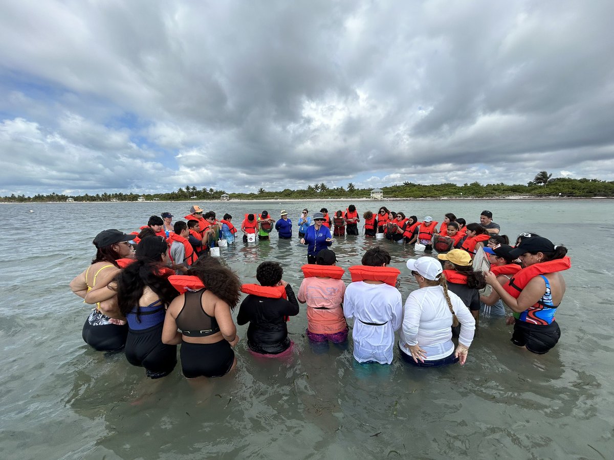 MDCPSSci's tweet photo. The opportunities our students have when they visit @BNCEE_MDCPS π are indelible and undoubtedly impact #ScienceThinking π€ and ultimately, student achievement in @MDCPS. @AileenVega123 @WendyForteza @DaneMDCPS @NestorEMarcia @MDCPSSTEAM @MDCPSAcademics @MDCPSSci @MDCPSRobotics https://t.co/JGBUmspD3Z