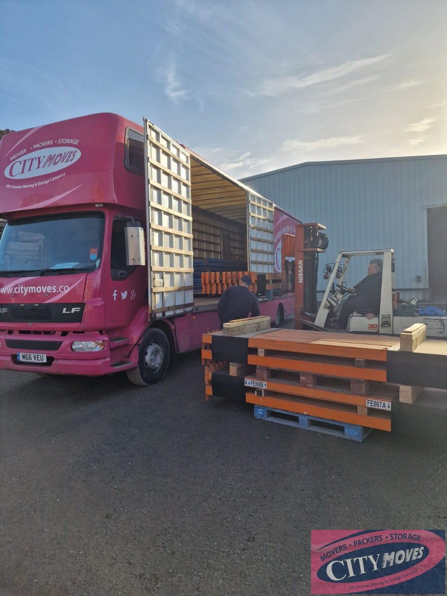 city_moves's tweet image. Domestic &amp;gt; commercial &amp;gt; International &amp;gt; storage (indoor &amp;amp; outdoor) &amp;gt; trade storage &amp;gt; hot tubs &amp;gt; and now vehicle logistics, please feel free to contact our Head office on 08000 302090 and a member of staff will be happy to assist you #removalcompany #citymoves
