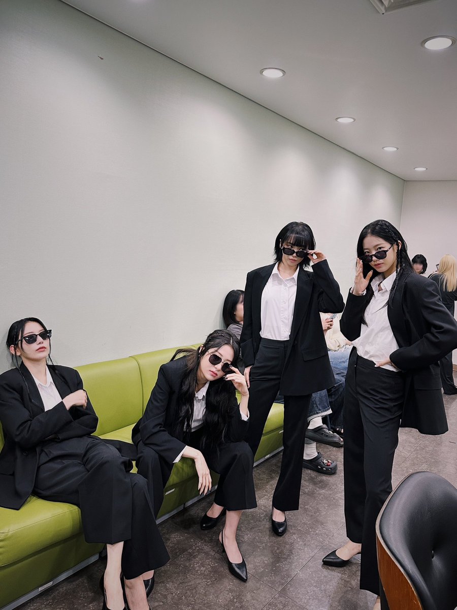 르세라핌 tweet media