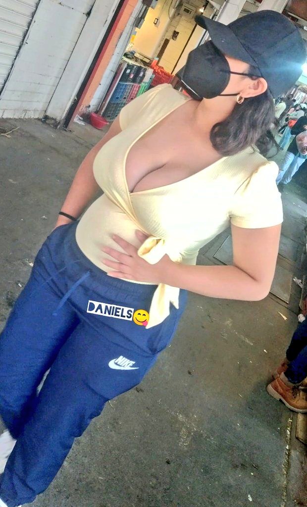 Una mas del baul ...🥰

Lindos melonsotes que me encontre aquel diaa 🥝🥝🤤

Falta su video 🥺🙏