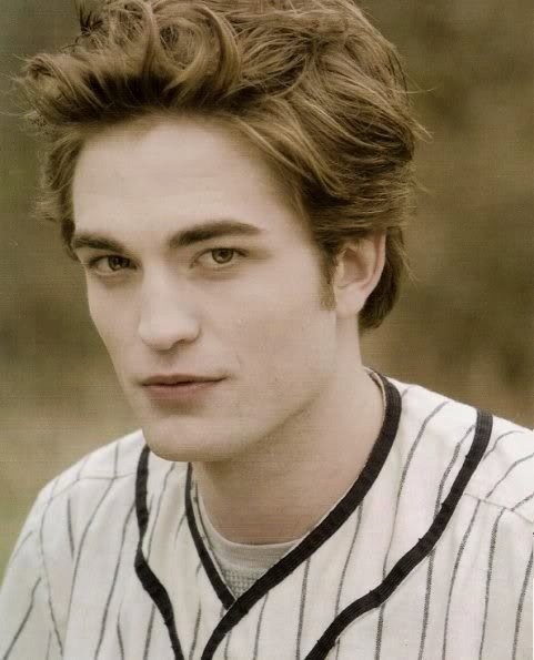 twilight_stann's tweet photo. Vou esclarecer uma coisinha aqui: apenas uma pessoa nasceu para interpretar Edward Cullen, e esse alguém é o Robert pattinson ! https://t.co/1aLeE9eVWV