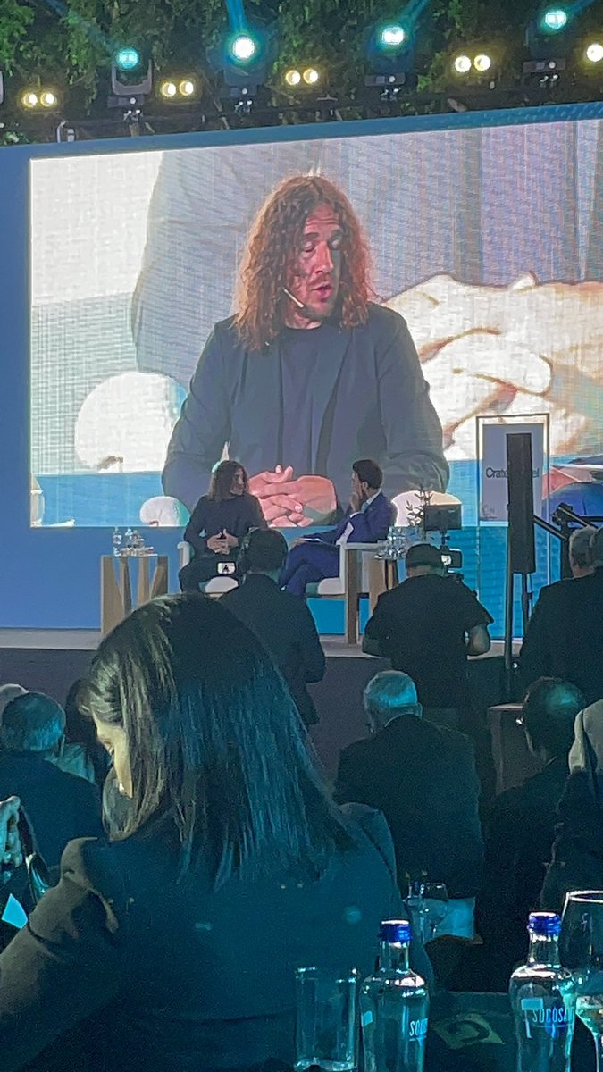 macrommc's tweet photo. @Carles5puyol  “La competencia te hace mejor” @vistage https://t.co/9sWUDsLfik