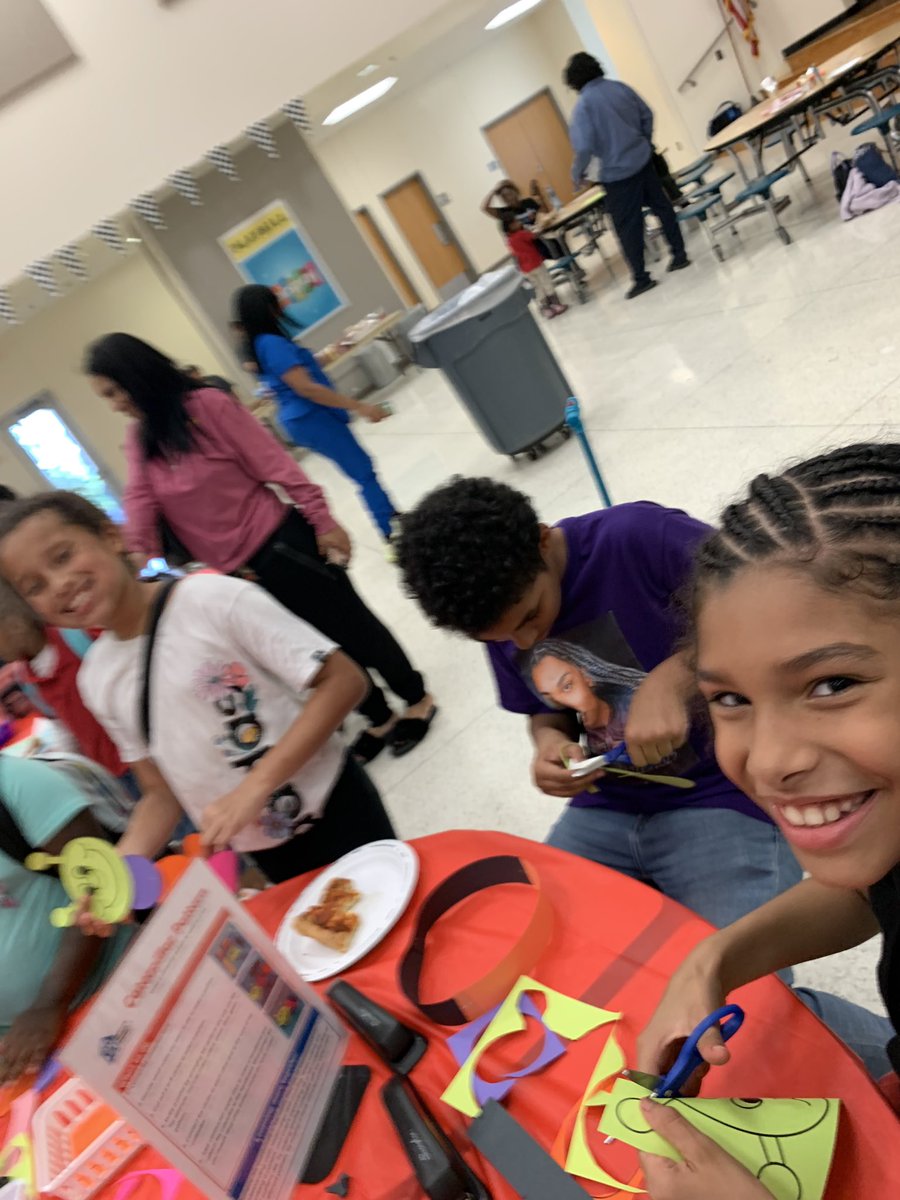 Donielle Lester tweet media