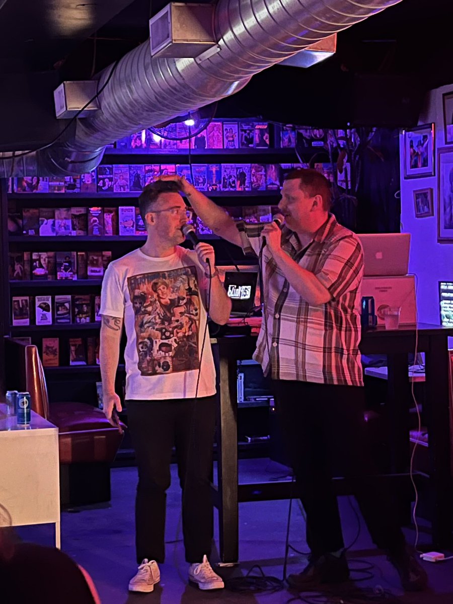 dotty_b_good's tweet image. This is @blink155pod live
