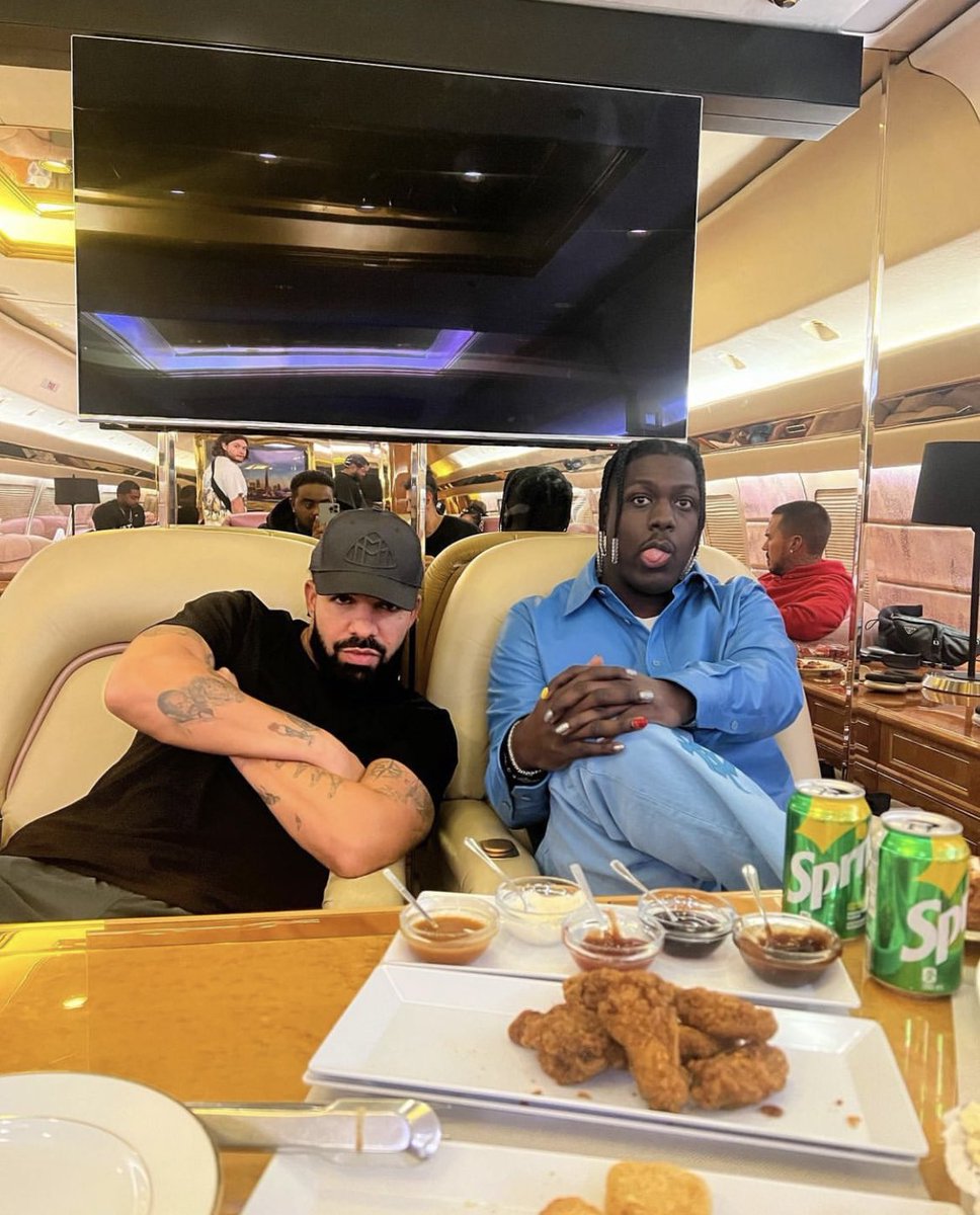 DailyRapFacts's tweet photo. Drake has released his “Air Drake” collection 🦉 ✈️ https://t.co/LwPuLhNKIs
