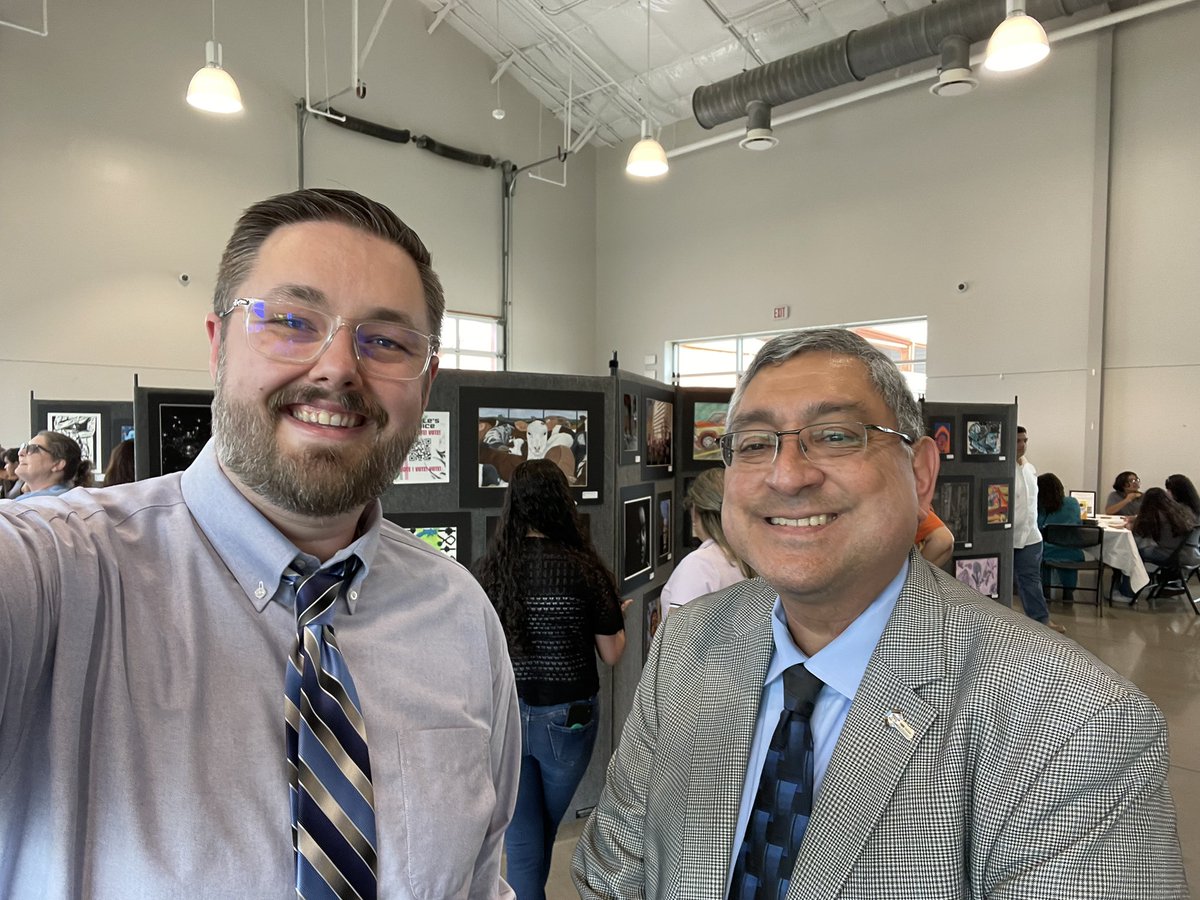 Mr. Peel (@cwpeelart) on Twitter photo Thank you to everyone who came to the School of Choice art show! A big shoutout to our talented artists & supportive principals! Your presence made the evening even more special! <a href="/AldineArt/">Aldine ISD Visual Arts</a> <a href="/AldineChoice/">Aldine ISD Choice Schools</a> <a href="/BlansonCTEHS/">Blanson CTE HS</a> <a href="/CarverVisualArt/">Matt Kirkpatrick</a> <a href="/mskochart/">Ms. Koch</a> @htxartteacher <a href="/AldineISD/">Aldine ISD</a> Thank you to everyone who came to the School of Choice art show! A big shoutout to our talented artists & supportive principals! Your presence made the evening even more special! <a href="/AldineArt/">Aldine ISD Visual Arts</a> <a href="/AldineChoice/">Aldine ISD Choice Schools</a> <a href="/BlansonCTEHS/">Blanson CTE HS</a> <a href="/CarverVisualArt/">Matt Kirkpatrick</a> <a href="/mskochart/">Ms. Koch</a> @htxartteacher <a href="/AldineISD/">Aldine ISD</a>