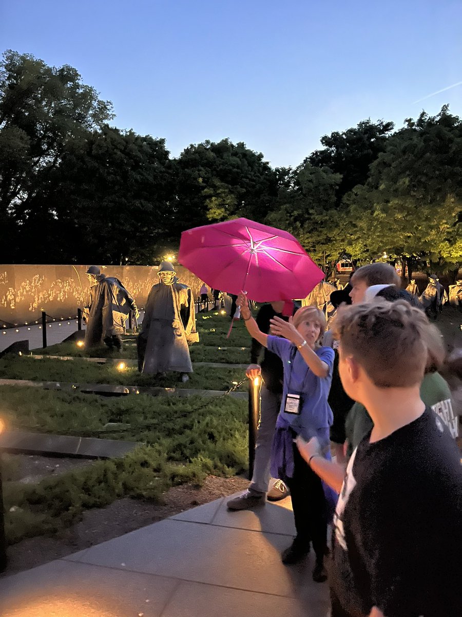 LLCoachJ's tweet photo. We’re tired. It’s late. But we got in some more monuments and memorials this evening. @gms_tn @racheladamstn @CoachMcCall65 #RiseAsOne https://t.co/54E9SB76JZ