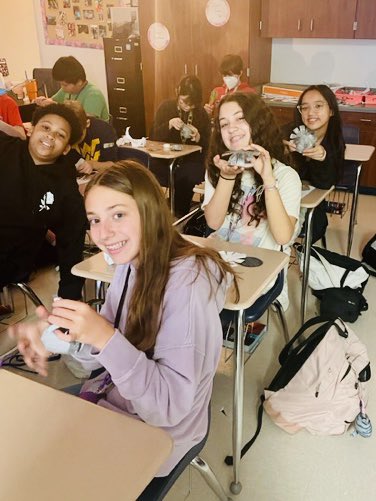 BerryMiller_JH's tweet photo. An #OutOfThisWorld class activity! Mrs. Cockrellโs 7th grade #SocialStudies students are learning about the #Apollo11 moon landing & made their own moons today. #HoustonWeDontHaveAProblem ๐คฃ โค๏ธ๐๐พ๐ #AlwaysGrowing #WeArePearlandISD https://t.co/AsdGJH2fv4