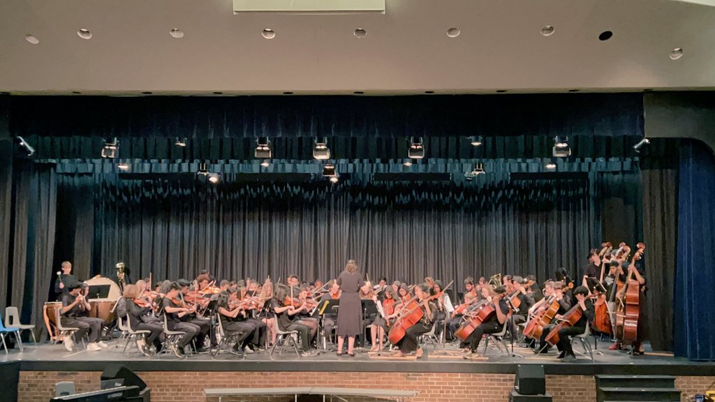 #musicians coming together to keep #music in the #community going!
<a href="/JosephHoweSr/">Joseph Howe</a> #mowat will continue to collaborate! 90 students performing New World Symphony!!!!

What a great way to conclude the #spring #concert @JHansonTDSB <a href="/docleong/">Tony Leong</a> 🎶🎵🎼🎷🪈🥁🎻🎺 <a href="/TDSB_Arts/">TDSB ARTS Dance Drama Music Media Arts Visual Arts</a> <a href="/LC3_TDSB/">TDSB LC3</a>