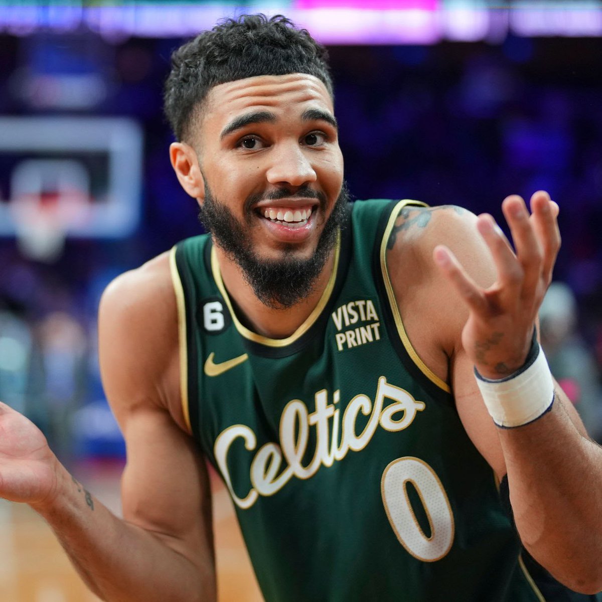 Jayson Tatum dropped 16 points in the 4th quarter after going 1/13 FGM in the first 3 quarters. 🔥