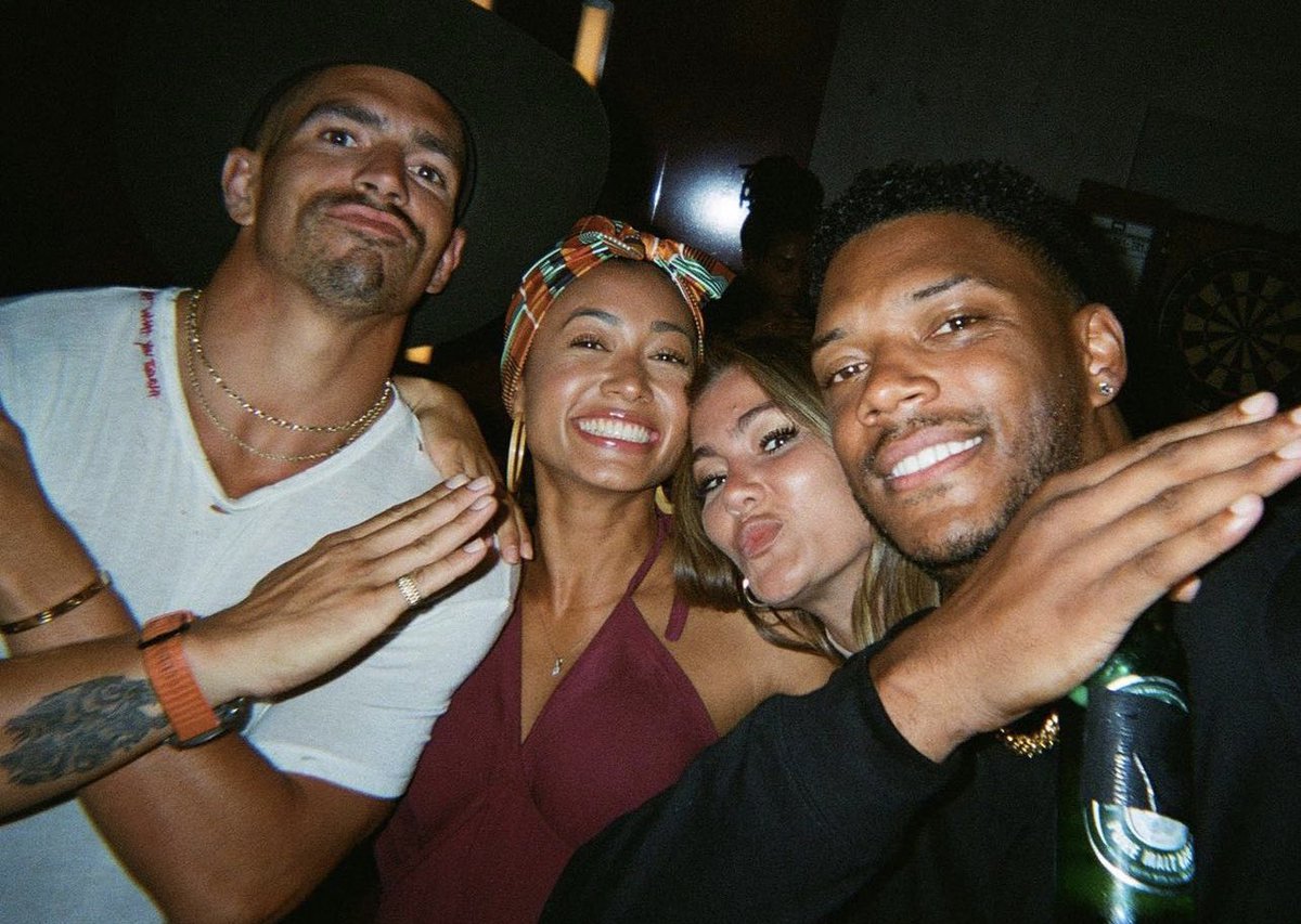 finaIRECKONlNG's tweet photo. this is exactly what’s wrong with the challenge. exes in the same house should guarantee drama. NOT GOOD VIBES AND RESPECT AND PHOTO OPS????? https://t.co/6ed9icW7gV