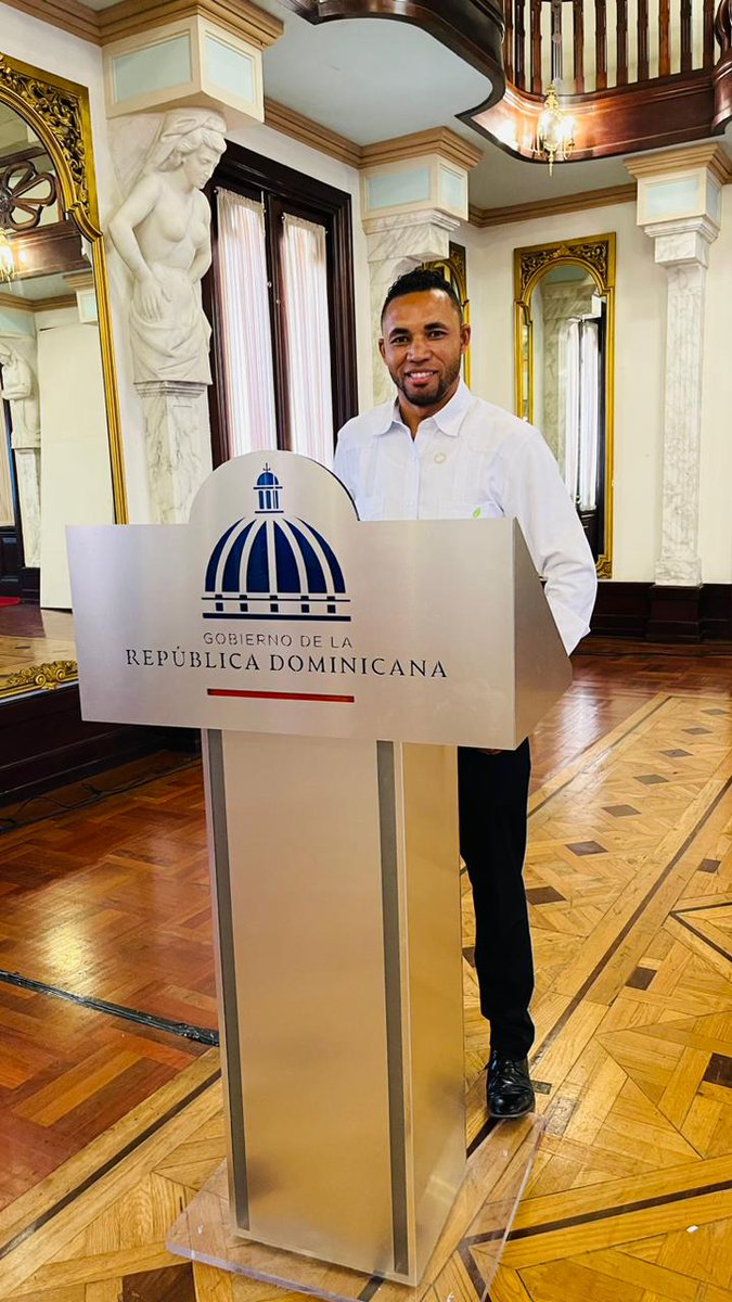 mateomartires1's tweet photo. Palacio Nacional de la República Dominicana 🇩🇴 https://t.co/2uQz3FjHzM