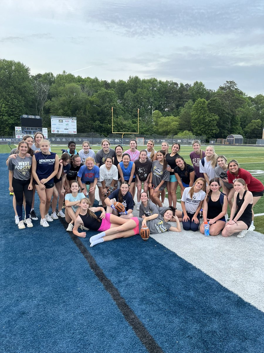 What a great first day of spring practice! 2023 season, we’re coming for you! #flag #WFHS