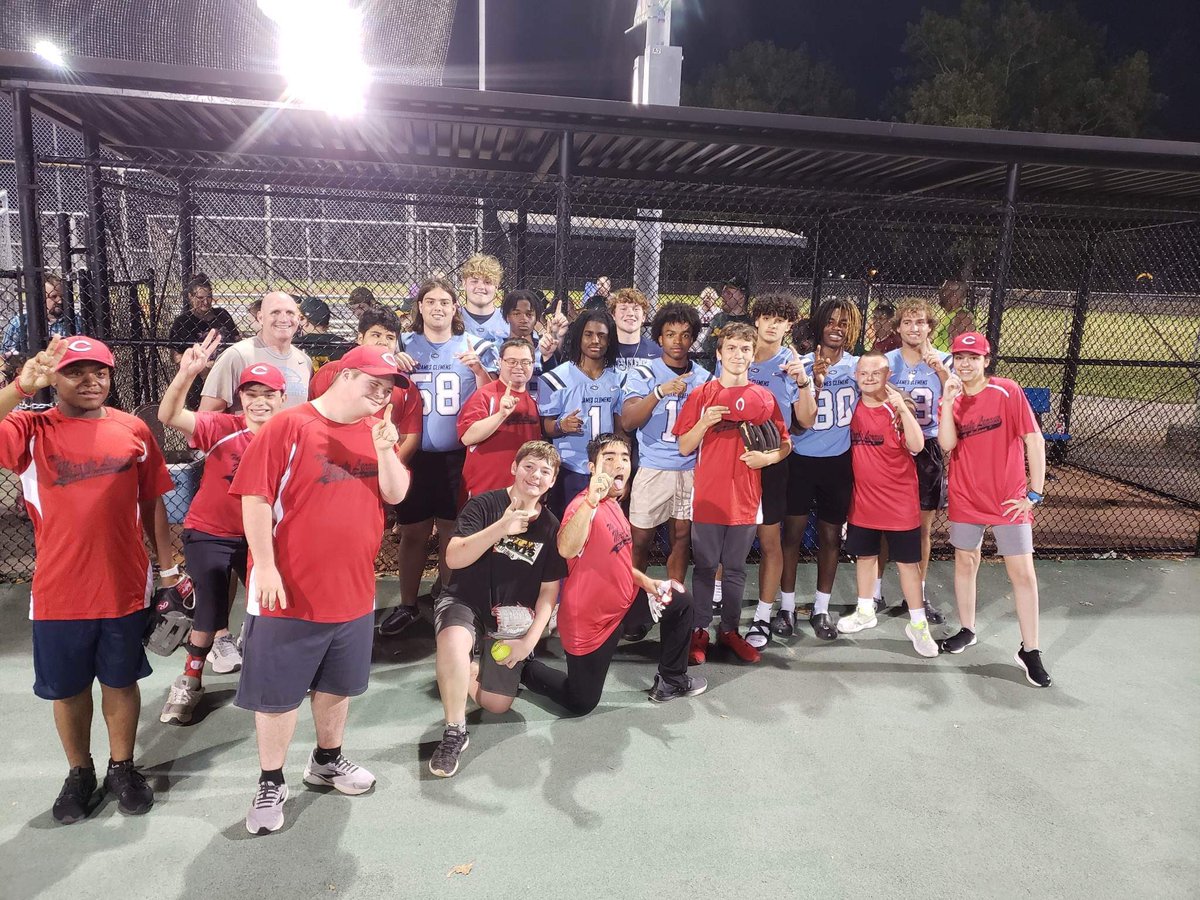 James Clemens Jets Fb on Twitter "Some our JC Football players hung