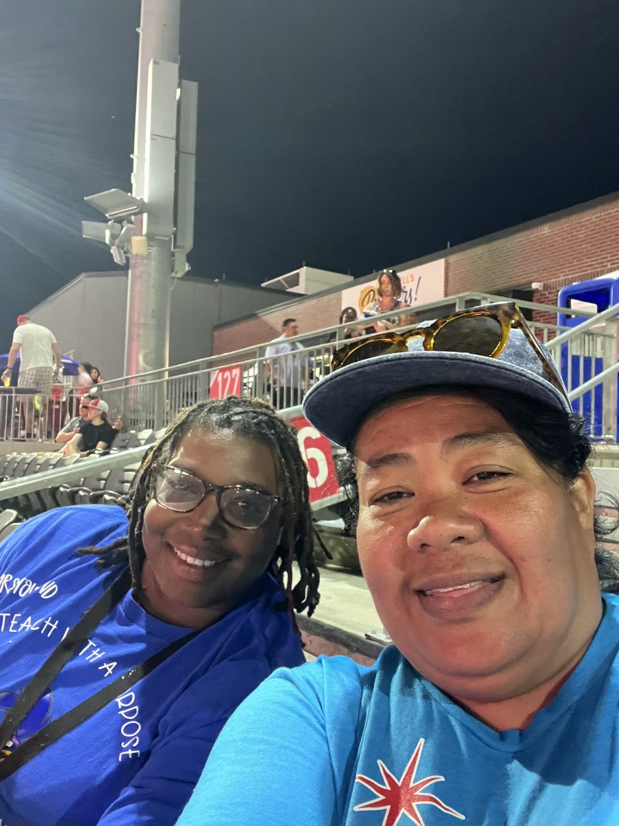 pmccall1908's tweet photo. 🎉Hears to Teacher Appreciation Week! Having a ⚾️ at the Woodpecker Baseball Game #WHOwenES https://t.co/VrmG8gJ7y5