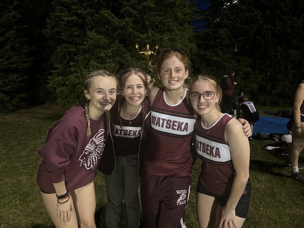 WatsekaTrack's tweet photo. #PrPete strikes again w/800 relay 1:54.03!! Meyer,Korhonen, Petersen, Maple
#warriorpride https://t.co/8nat7jpP3Y