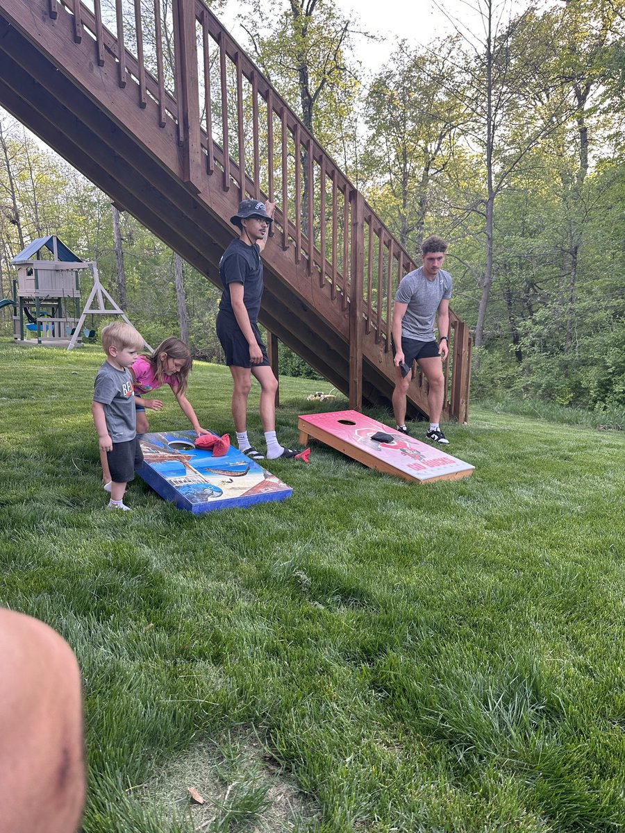 CoachNateConley's tweet photo. Fun evening hosting these guys for a team meal &amp; some NBA playoff hoops to celebrate the last week of classes! Couldn’t be prouder raising two healthy &amp; happy kids around college athletics &amp; these young men in our program! #SpartanPride https://t.co/RIRr2tuGyn