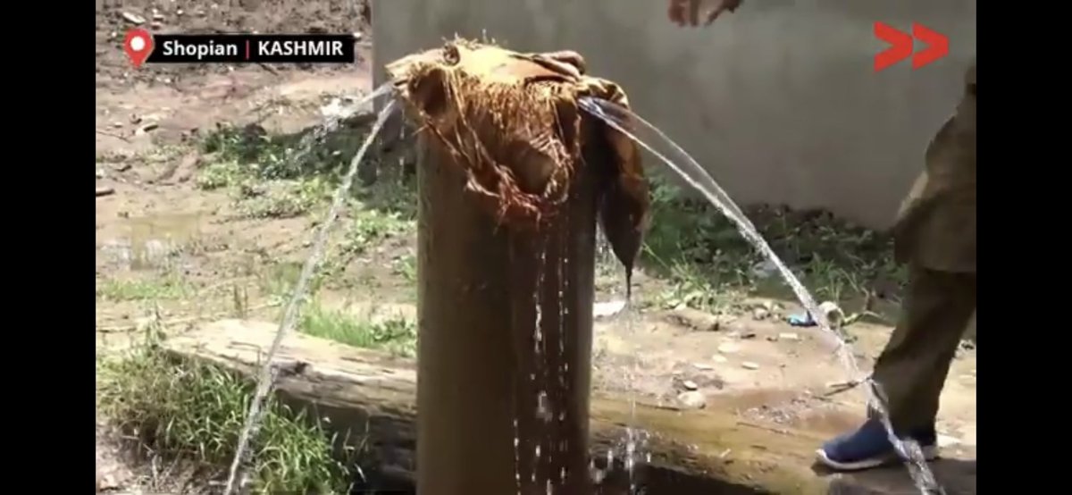 MirTariqAhmad's tweet photo. @JJM_JK A tubewell in village- Turkawangam, District- Shopian built ages back lies-down inactive due to a dispute with the land owner. The invested money goes waste along with precious resource &amp; the whole area remained deficient of drinking water. https://t.co/eMagG7teFu