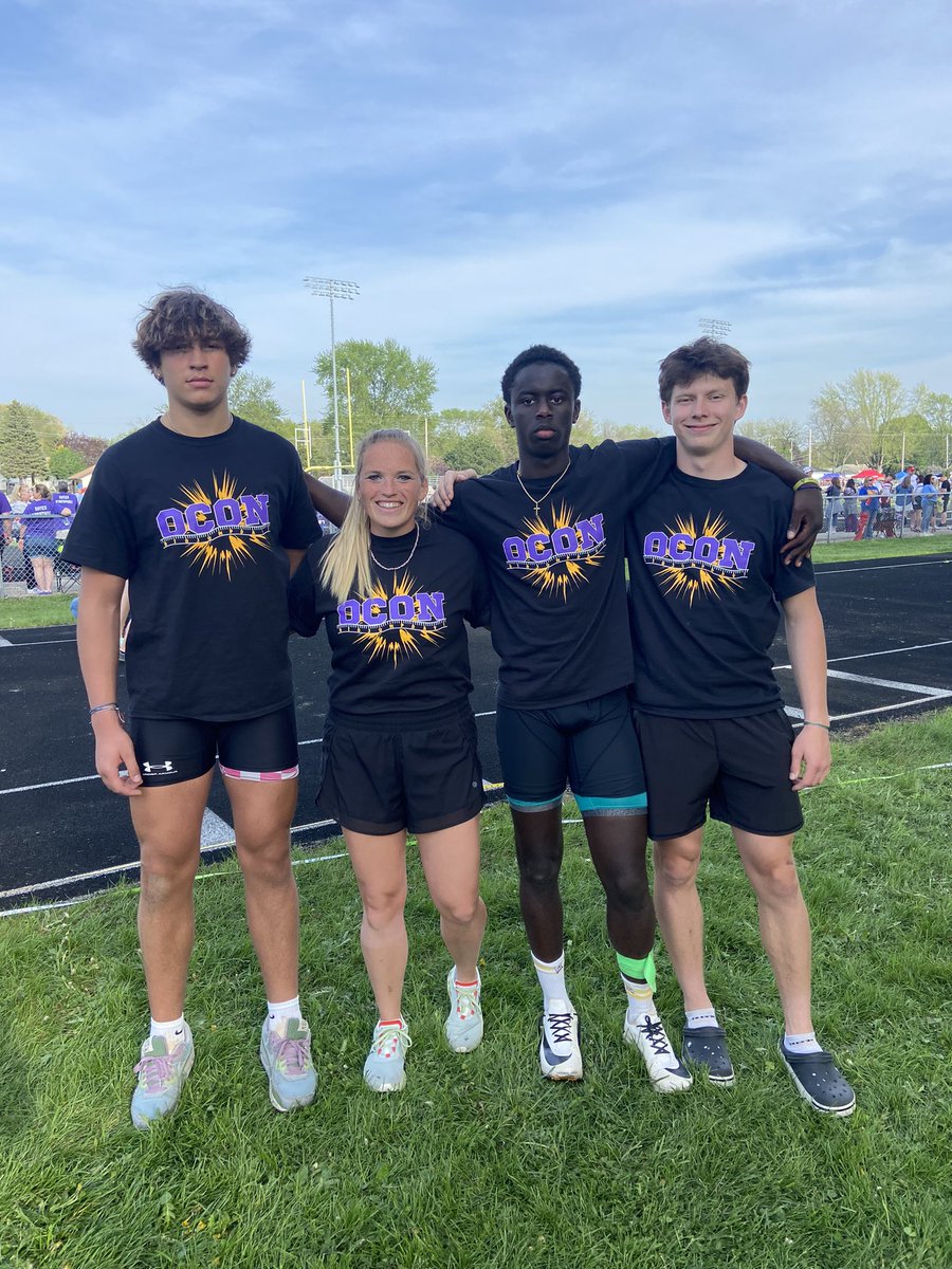 CoachSchuh's tweet image. Big jump day complete with 37 team points from this squad tonight. Big big BIG PROUD of their contributions to the team CHAMPIONSHIP 💪🏼💪🏼💪🏼 @ConnorDoyle444 goes 22’ for the long jump victory with @ColeSchwefel going 21’7” for 2nd in long and a monster 43’5.5” for 2nd in triple.