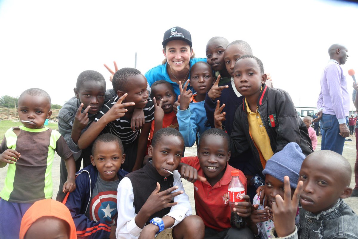 Sarah Sponcil tweet media