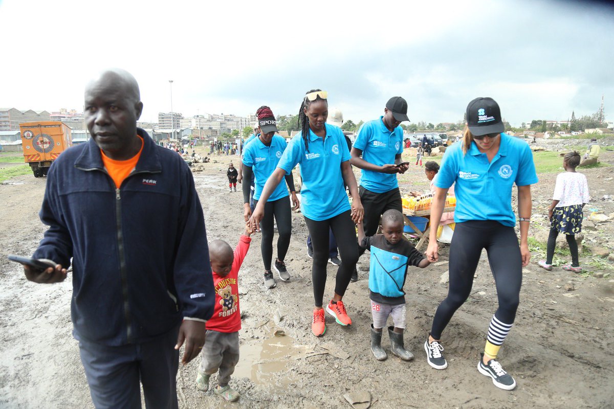 Sarah Sponcil tweet media