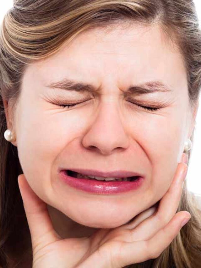 Tech2Tools's tweet image. Sensitive Teeth: Which Electric Toothbrush is Best for Sensitive Teeth?Sensitive teeth: Which Electric Toothbrush is Best for Sensitive Teeth?Learn moreTeeth sensitivity is a common condition that cancause discomfort or pain when you eat or drink

techtotools.com/web-stories/be…