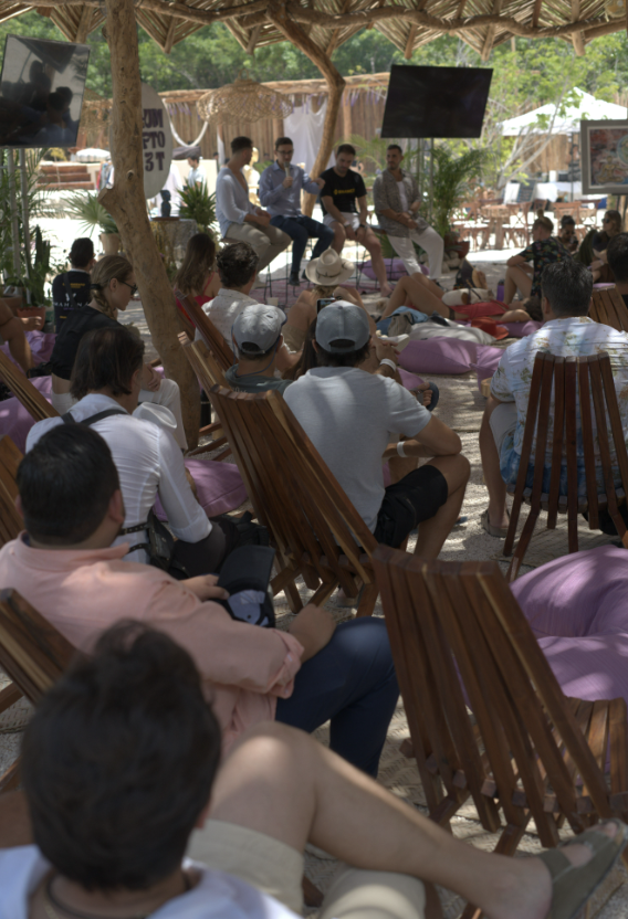 BinanceVIP's tweet photo. #Binancevip LATAM Lead Jose @pepeoutumuro participated in @TulumCryptoFest last week and had a wonderful time connecting with the local crypto community.
Gracias a todos!
#TulumCryptoFest https://t.co/qd9yHjKZCu