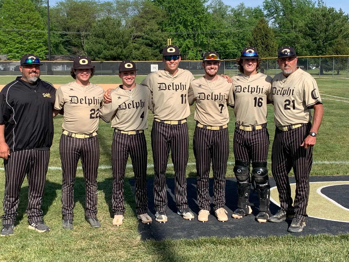 Senior Night at Delphi tonight.  Big win as the Oracles down Taylor 11-6! <a href="/ChaseLong916/">Chase_Long</a>  2 Run HR! <a href="/WorkingerCarson/">carson workinger</a>  1-4!  <a href="/Colelong292/">Cole Long</a>  started in rt! <a href="/brock81287211/">brock</a> 3-4, 2 2b &amp; 2 RBI! and Dakota Titus 2/3! representing the Oracles tonight!