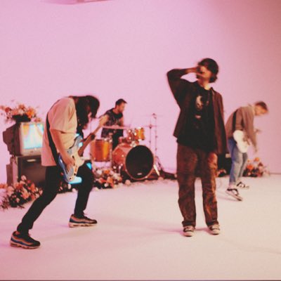 nvrbtrRULEZ's tweet photo. #NewProfilePic https://t.co/JiSh87ILuW
