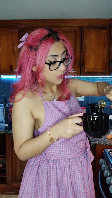 Working on a new photo set, but the Whiskey seems like it can make things even more fun!(I'm making porn<a href="/tag/camgirl"class="tags"><span>#camgirl</span></a><a href="/tag/exhibitionist"class="tags"><span>#exhibitionist</span></a><a href="/tag/sluttybrat"class="tags"><span>#sluttybrat</span></a>