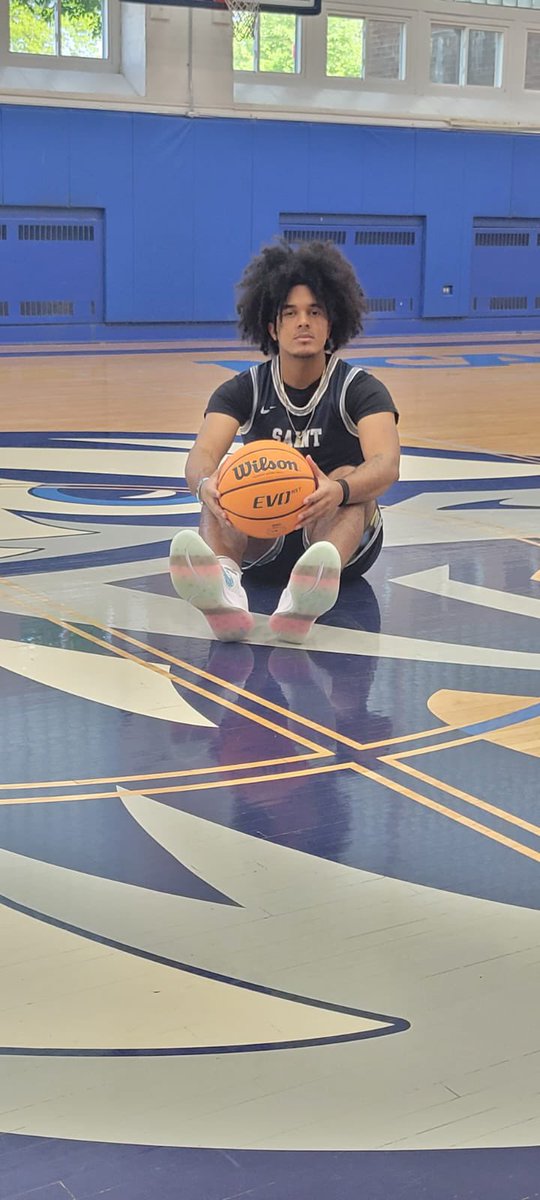 EdwimMercado's tweet photo. Truly blessed to be able to go on my first visit to Saint Elizabeth University. Thank you to Coach Adams, Coach Johnson, and everyone at Saint Elizabeth for making my visit wholesome and welcoming. #GoEagles https://t.co/PxIMzVJlCt