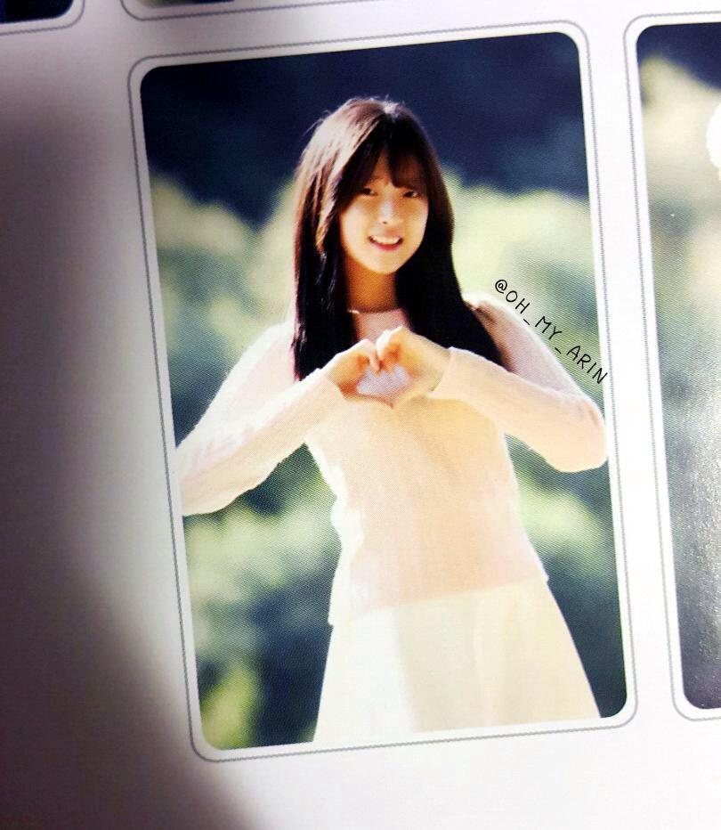 arinhours's tweet photo. (っ◔◡◔)っ ♥ #아린 #ARIN ♥ https://t.co/kcCFTWS7GS
