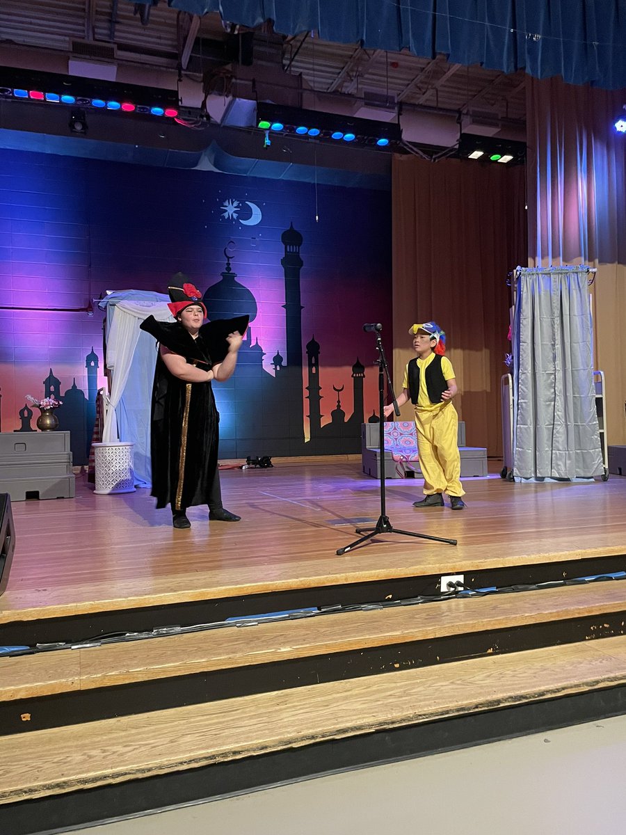 BlessingMahopac's tweet image. Aladdin Jr. performed by our very own Fulmar’s Finest! So proud of their performance tonight! #bravo #proudap @FulmarsFinest @FulmarRdMusic @FulmarArt