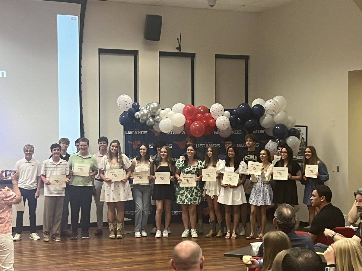 Atta girl Mimi! 2nd team all district, 1st team all city, and academic all district! Great <a href="/pearce_tennis/">Pearce Tennis</a> season and banquet! 💙❤️