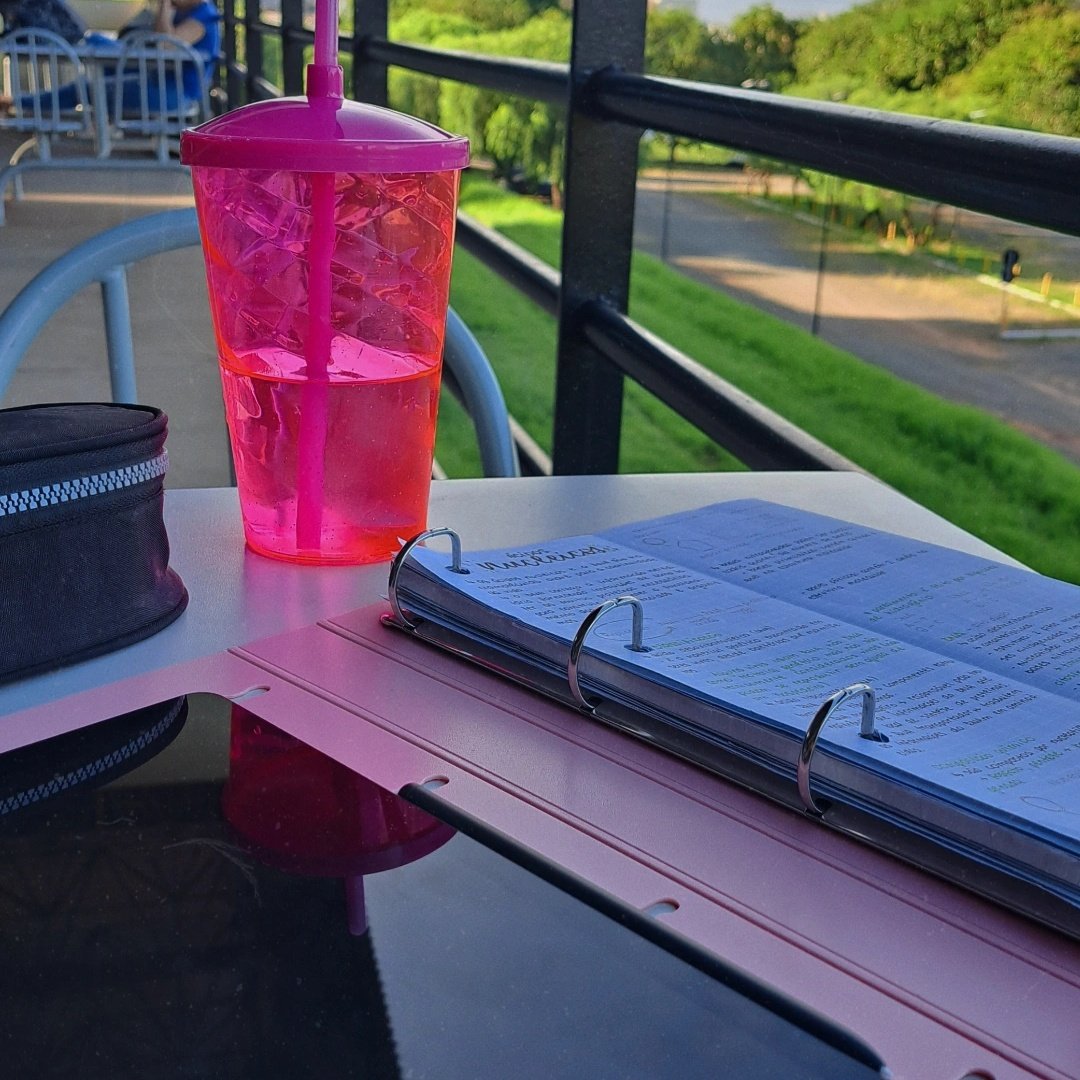 studygioo's tweet image. — 11.05.2023 ♡

hoje tive prova de bioquímica estrutural e a prova foi bem fácil mas não sei se vou conseguir passar sem exame