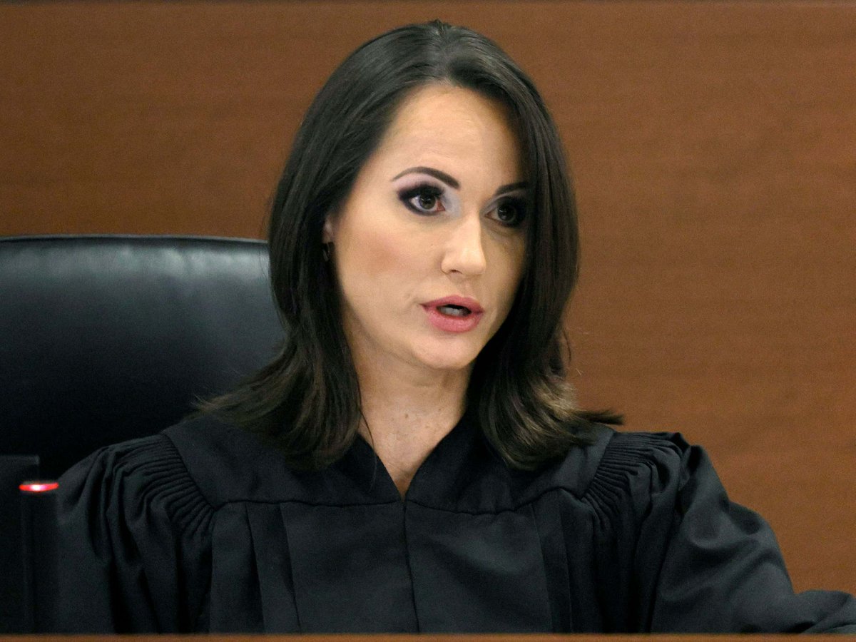 barstoolsports's tweet photo. Judge Elizabeth Scherer, Who Once Had a Juror Try to Get Out of Serving to Be With Her Sugar Daddy, is Stepping Down from the Bench. And Hopefully into Superstardom. https://t.co/uDniCBGiCh. https://t.co/5cJJeWOMpR