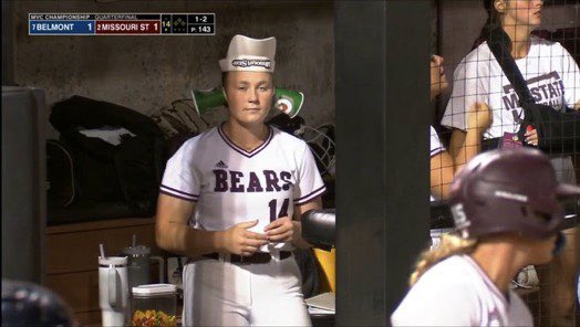 no context college softball (@contextsoftball) on Twitter photo 