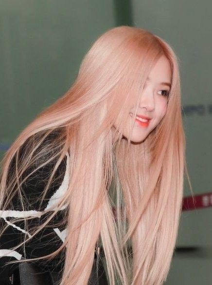 ❁ | Rosita Ilegal tweet media