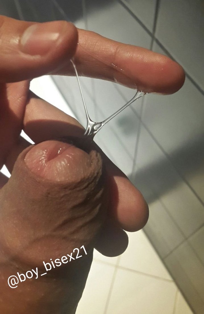 boy_bisex21 tweet media