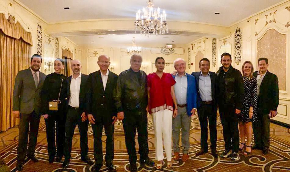 TorrucoTurismo's tweet photo. Tuvimos un productivo encuentro con tour operadores miembros de @CCRA_Travel, organización que integra a más de 600 agencias de viajes y una de nuestras principales aliadas en la promoción de #México. Agradezco a mi amigo @ppincus por su anfitrionía. @JosefinaRZamora https://t.co/D9U0t5ewn7