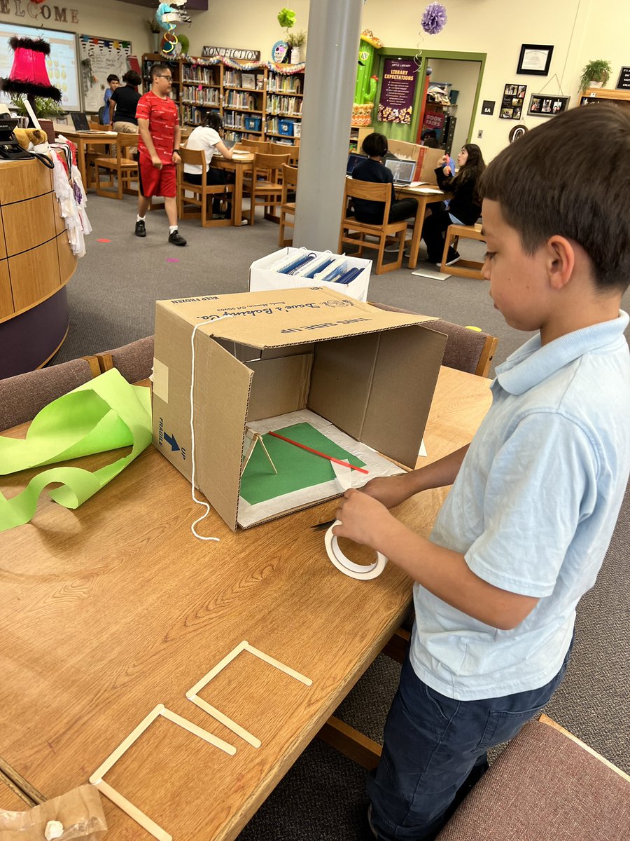 OrtizBulldogs (@ortizlibrary259) on Twitter photo 5th graders hard at work on their biography research projects in the library. #shadowboxes #schoolshouldbefun <a href="/usd259libraries/">usd259libraries</a> <a href="/WichitaUSD259/">Wichita Public Schools</a> <a href="/beckergaile/">Gail Becker</a> #wpsproud 5th graders hard at work on their biography research projects in the library. #shadowboxes #schoolshouldbefun <a href="/usd259libraries/">usd259libraries</a> <a href="/WichitaUSD259/">Wichita Public Schools</a> <a href="/beckergaile/">Gail Becker</a> #wpsproud
