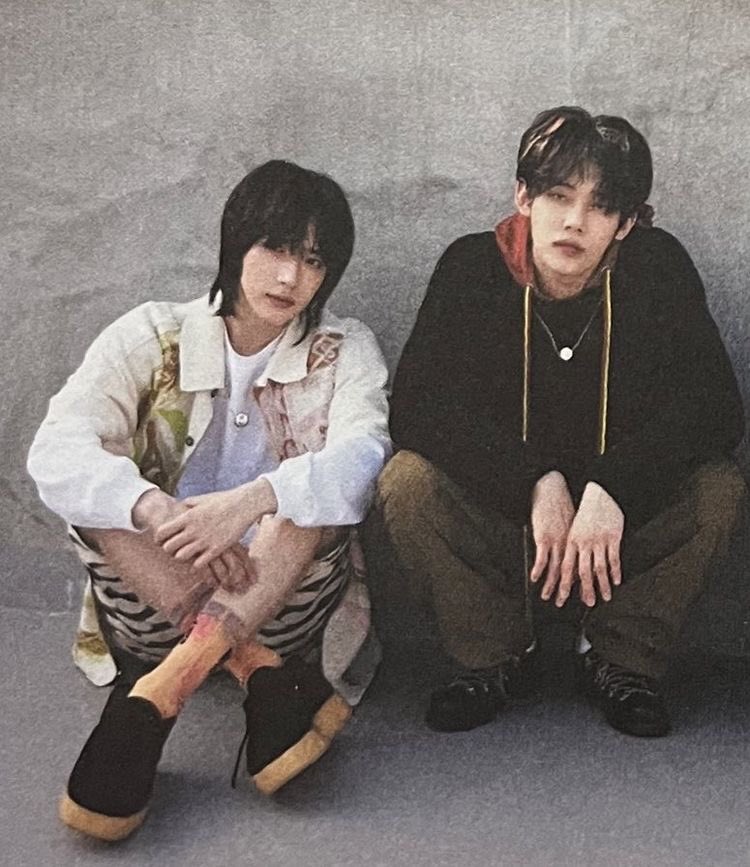 yaoiminc's tweet photo. #beomjun au
yeonjun decides to pass as a bot to spam beomgyu with offers to be his sugar daddy because that’s contemporary flirting for you i guess https://t.co/IdcjxCEdwp