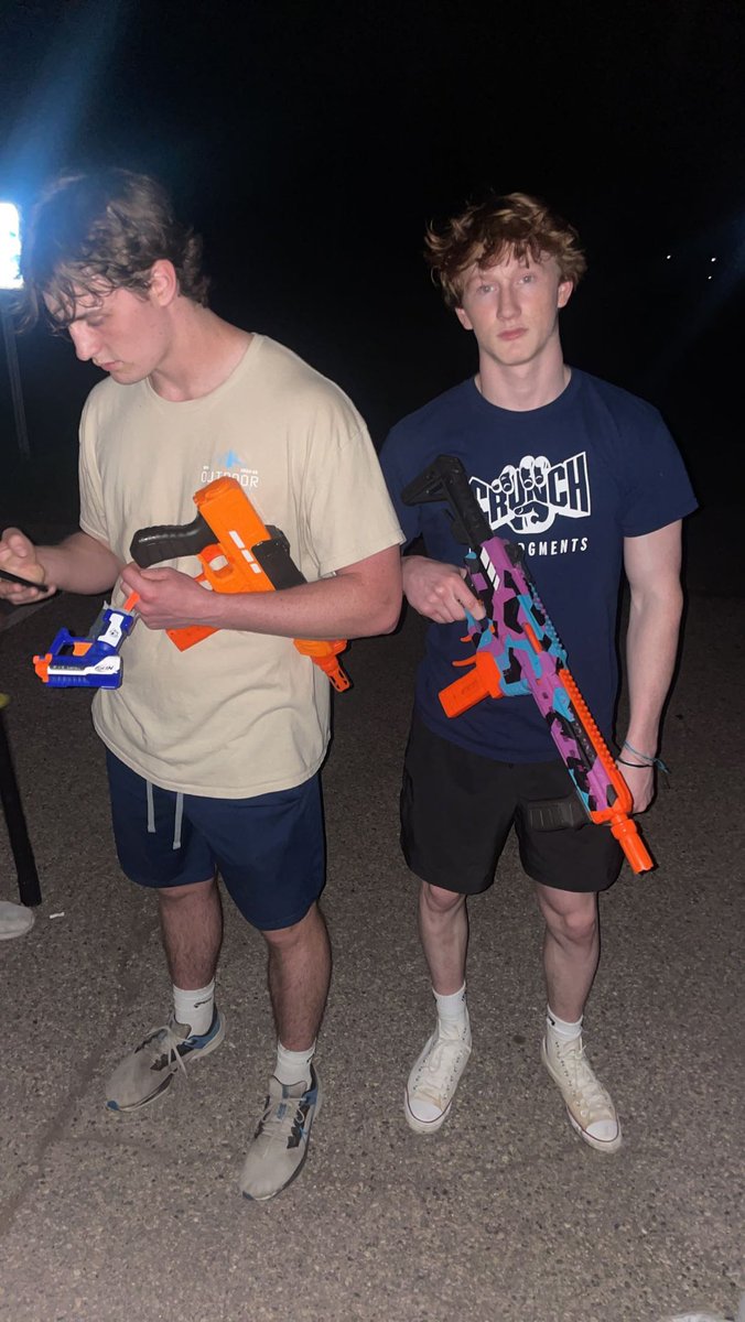 juju052406's tweet photo. @BlaineNerf2023 Xavier (gilf slayers) Downed Gavin (just Jew it) +2 #victoryRoyal https://t.co/Q4kYdyiHkT