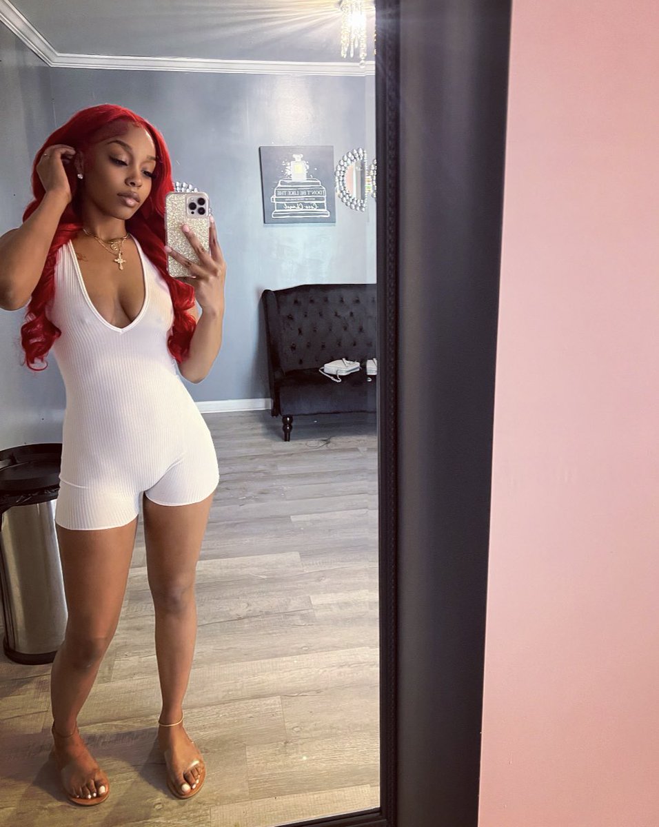 therealbarbxo's tweet photo. i just wanted to post so i can have media lmao. https://t.co/pefD1TjXe2