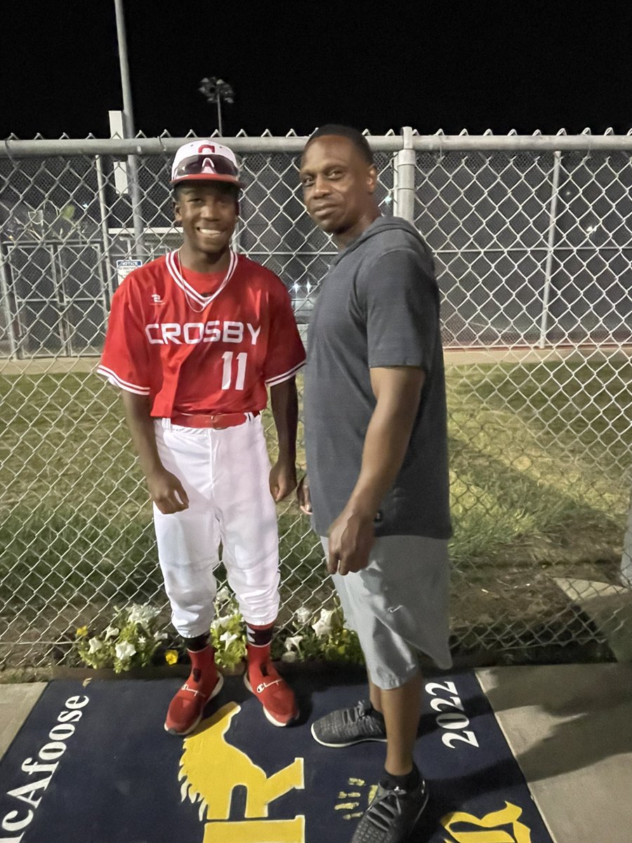 operiumb's tweet photo. Way to go @Crosby_Baseball . Let’s get another win tomorrow!🐾⚾️❤️ https://t.co/mFmuPiRAIv