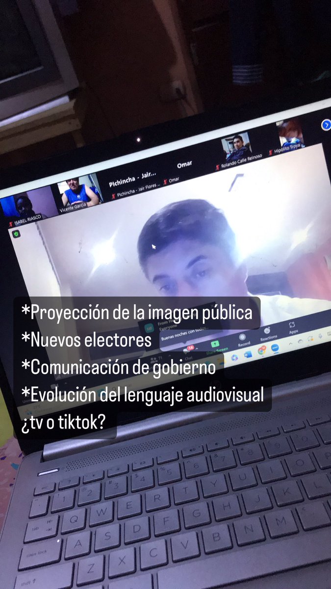 isabelriascor's tweet photo. Porque la política es un area que vive en constante cambio es importante refrescar los conocimientos.
Gracias #ProyectoLidera @OrtiEcuador por crear estos espacios importantes para seguir ampliando nuestros conocimientos, como ciudadanos, profesionales o políticos potenciales 🇪🇨 https://t.co/PkEsZUlQ3j