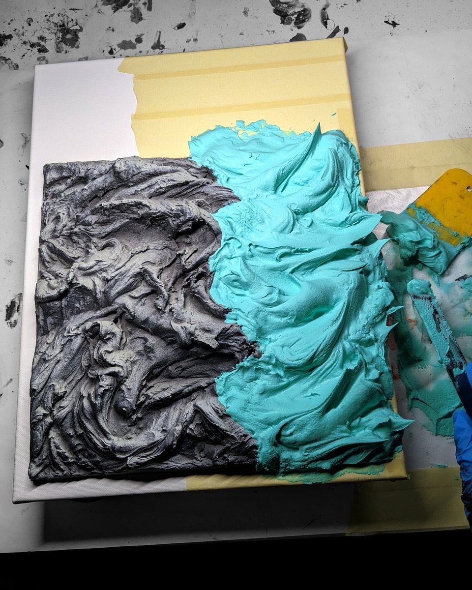 I don't post work-in-progress pictures very often, but there's always something interesting happening in the studio 👀