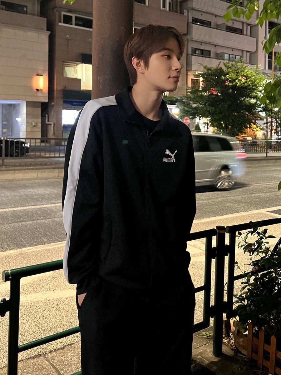 jungwooyy's tweet photo. พี่โชนของใครหลายๆคน https://t.co/lDtDDypcaV