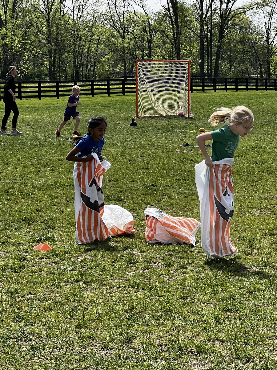 Mrs. Davis tweet media